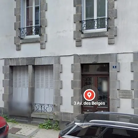 Le Beau Site Chaleureux Et Lumineux A Pieds